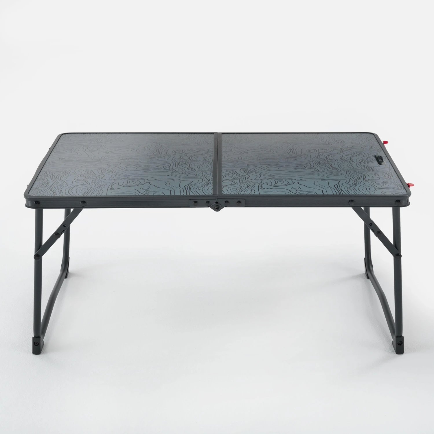 Quechua LOW FOLDING CAMPING TABLE - MH100 5 Quechua LOW FOLDING CAMPING TABLE - MH100 - Image 3