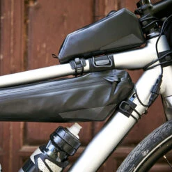 Roswheel Road Frame Bag Medium (3L) -Camping Equipment k725fb6dd1a406aed9990d5a58f4893cd