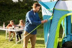 Coleman Castle Pines 4 BlackOut Tent -Camping Equipment k778b40b570c8aa1328ae91864393a1a7