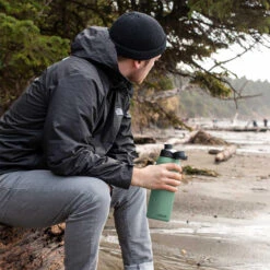 Camelbak Chute Mag SST Vacuum Insulated 15 Camelbak Chute Mag SST Vacuum Insulated -Camping Equipment kbb0d81b147ad0b990d61c6d215f34ca9