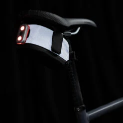 Decathlon Reflective Saddle Bag 0.6L Easy M -Camping Equipment keade1937111bce4741c0dba56c0e958d