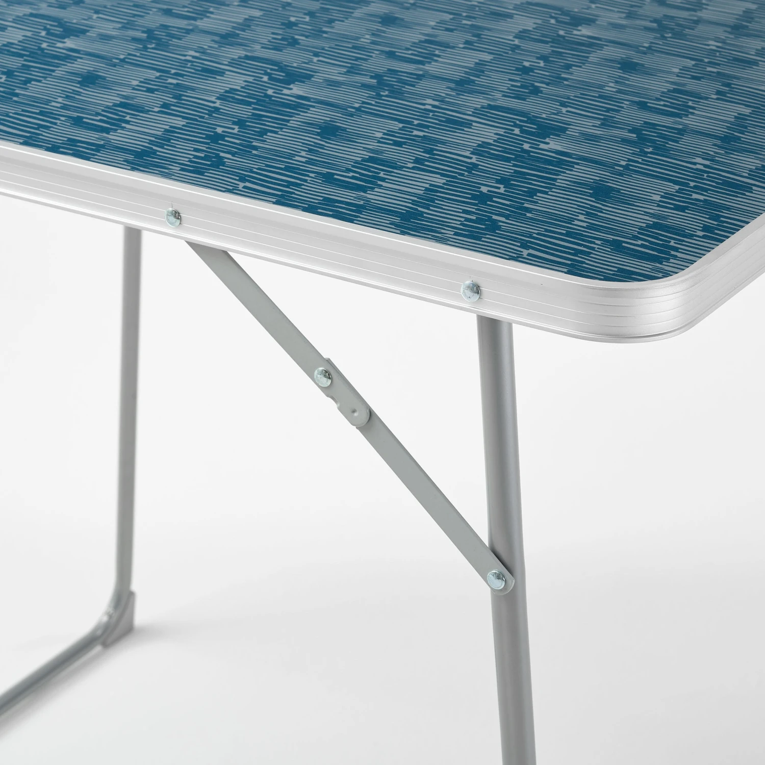 Quechua FOLDING CAMPING TABLE – 2 TO 4 PEOPLE 4 Quechua FOLDING CAMPING TABLE – 2 TO 4 PEOPLE - Image 2